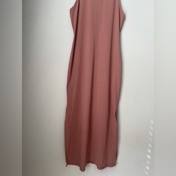 Lululemon Get Going Dress
Red Dust size 6 - Picture 2 of 8